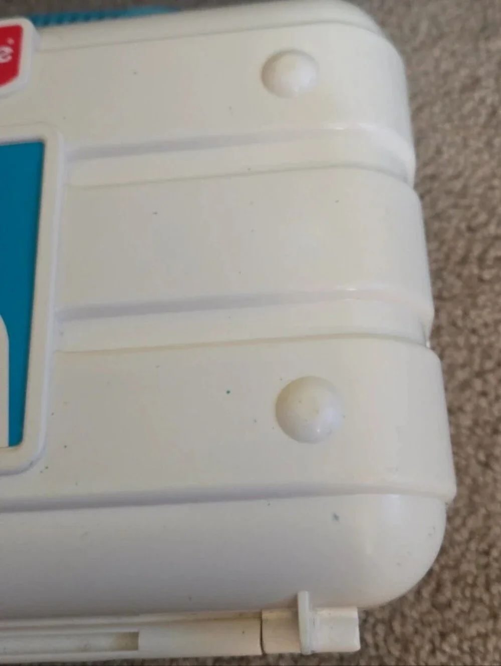 1989 Fisher Price  Medical Dr Kit with 1 Accessory